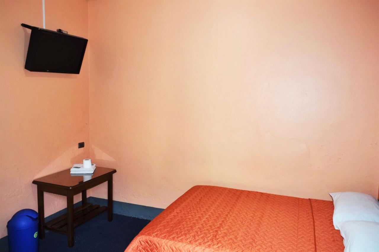 Hotel Asuncion Guatemala City Ngoại thất bức ảnh
